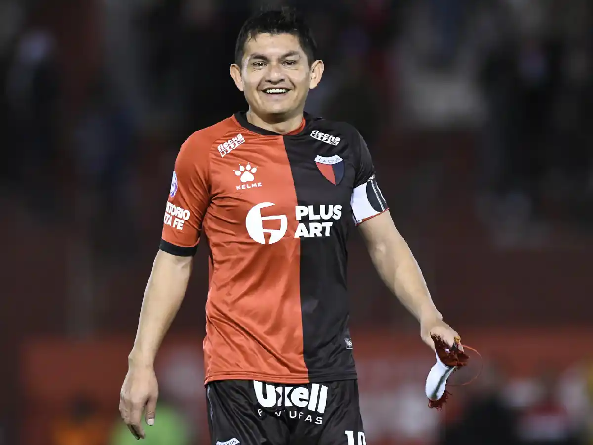 "Pulga" Rodríguez seguirá en Colón