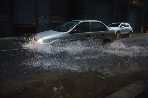Proyecto que apunta a juntar agua de lluvia en los edificios