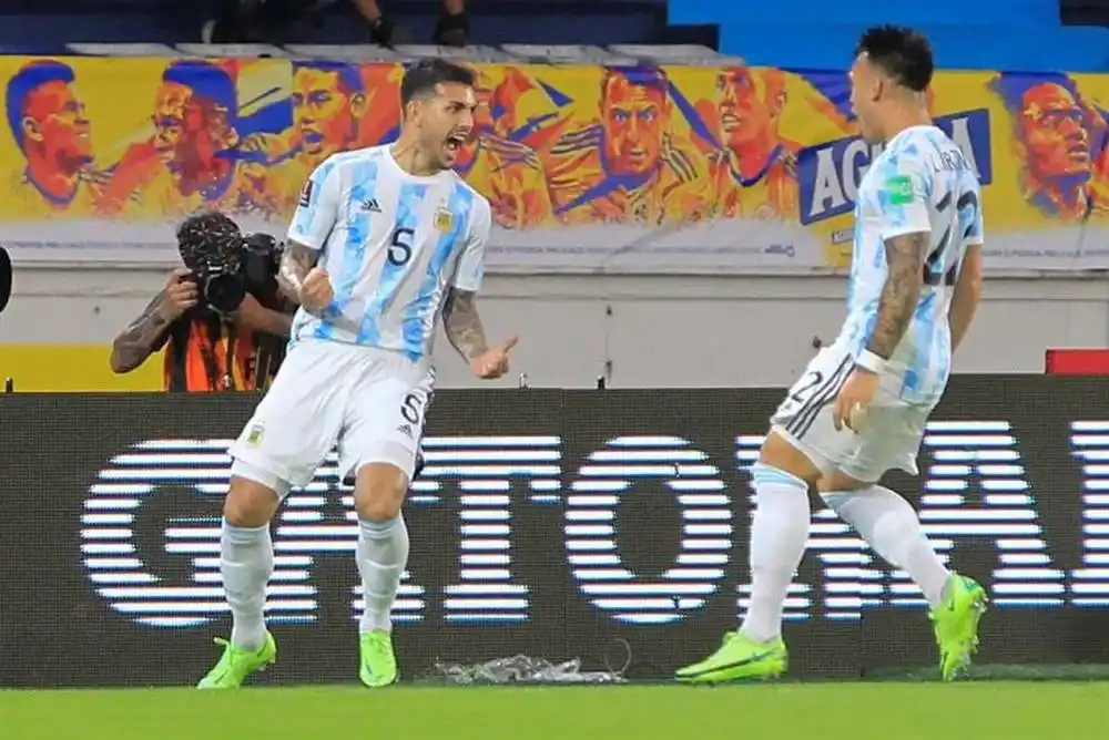 Argentina enfrenta a Chile este lunes a las 18 horas