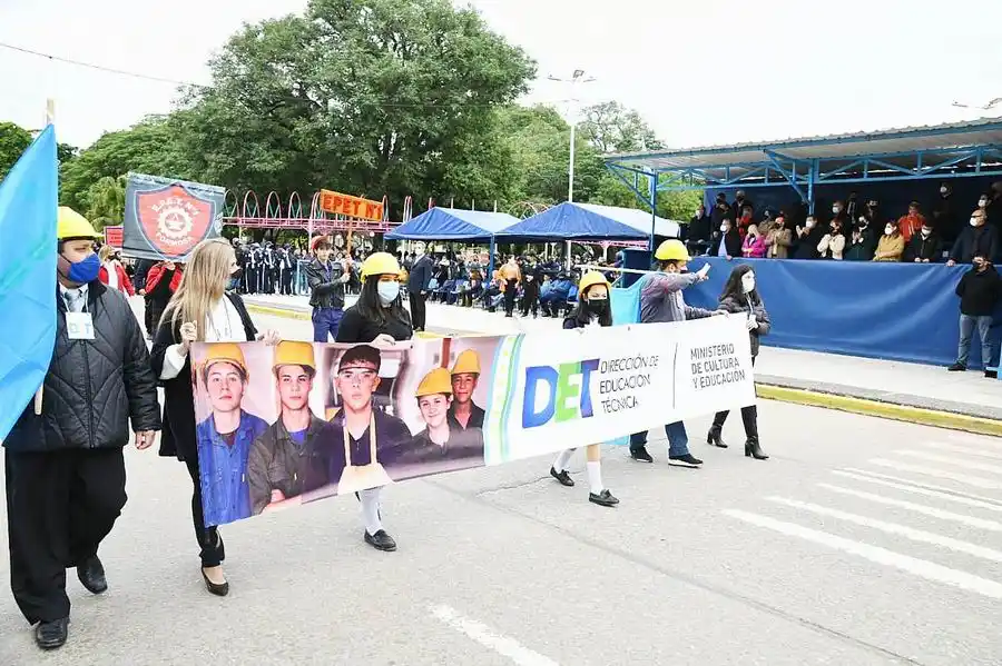 Más de 50 mil personas formaron parte
de LA CELEBRACIÓN de la provincialización