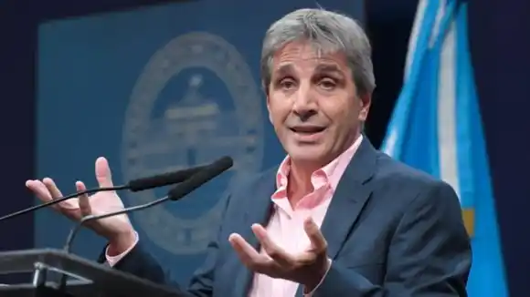 Caputo reiteró que el esquema cambiario no se modifica