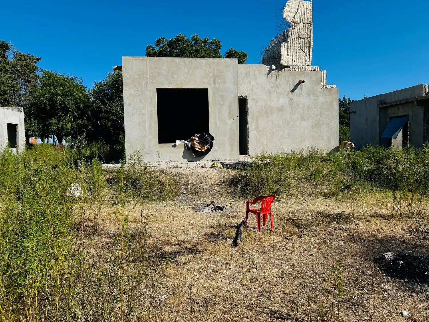 usurpación 25 viviendas río tala colchones