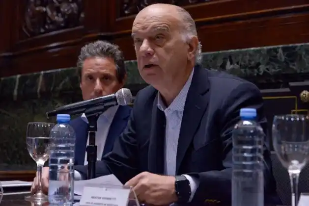 Grindetti oficializó su renuncia al Gobierno de Jorge Macri y se acerca a La Libertad Avanza