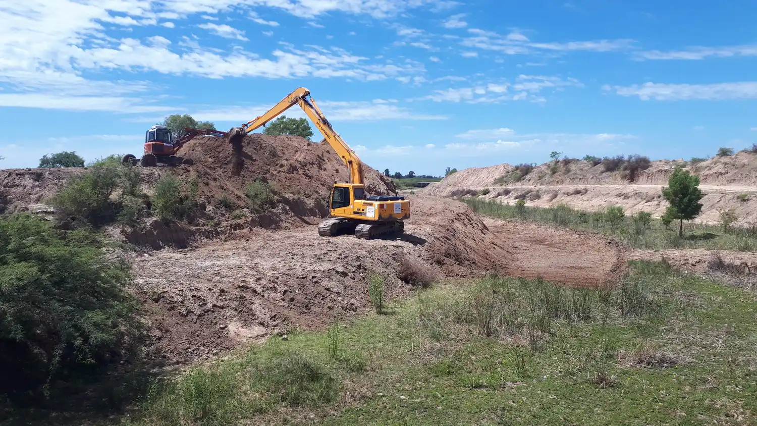 El reacondicionamiento del Macro Desagüe de Coronda avanza a buen ritmo