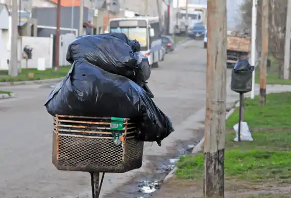Nuevo paro de recolectores: versiones cruzadas y un conflicto que no cesa