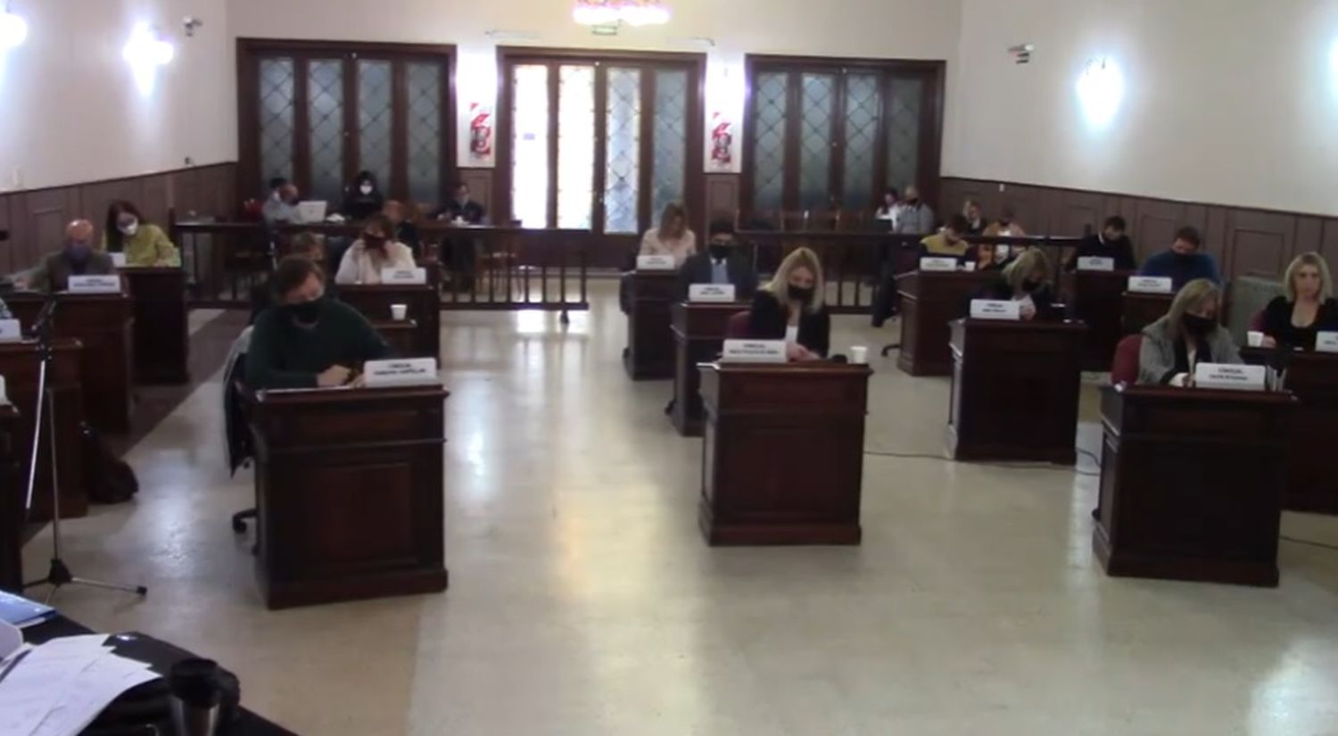 Cuarentena en Olavarría: Avanza proyecto “anti reuniones” privadas con multas que superan el millón de pesos