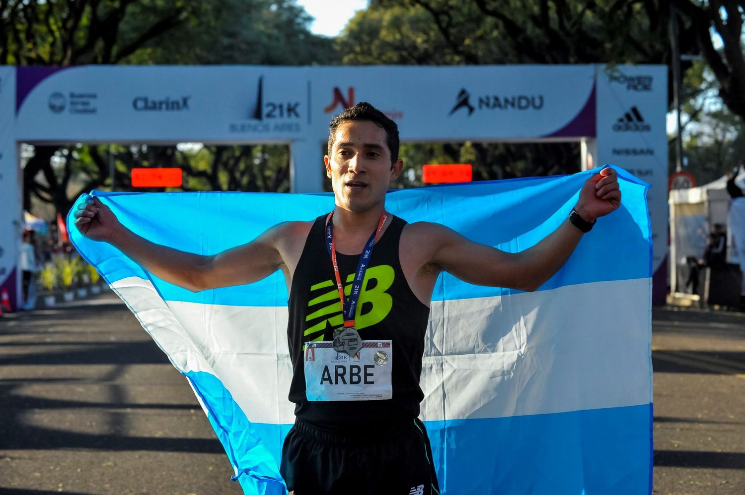 Joaquín Arbe mejoró su tiempo en la Maratón de Buenos Aires y se metió en Tokio 2020