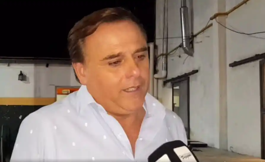 Erro, otra vez afuera del calorcito