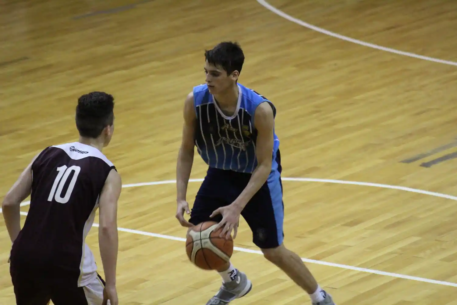 Gran inicio de Peñarol en el Hexagonal Final