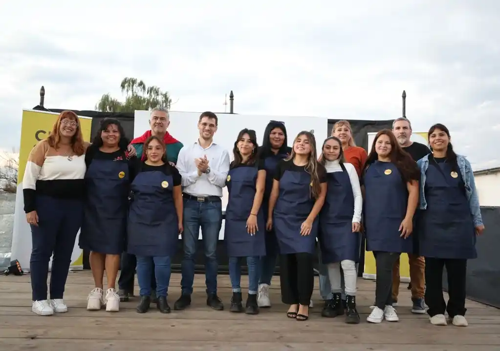 El intendente participó del cierre de los talleres del programa Nueva Oportunidad
