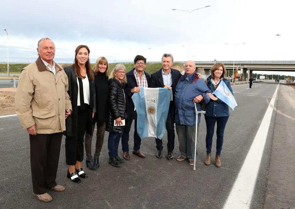«Hicimos el 90% de la obra que hace 40 años esperan los vecinos»