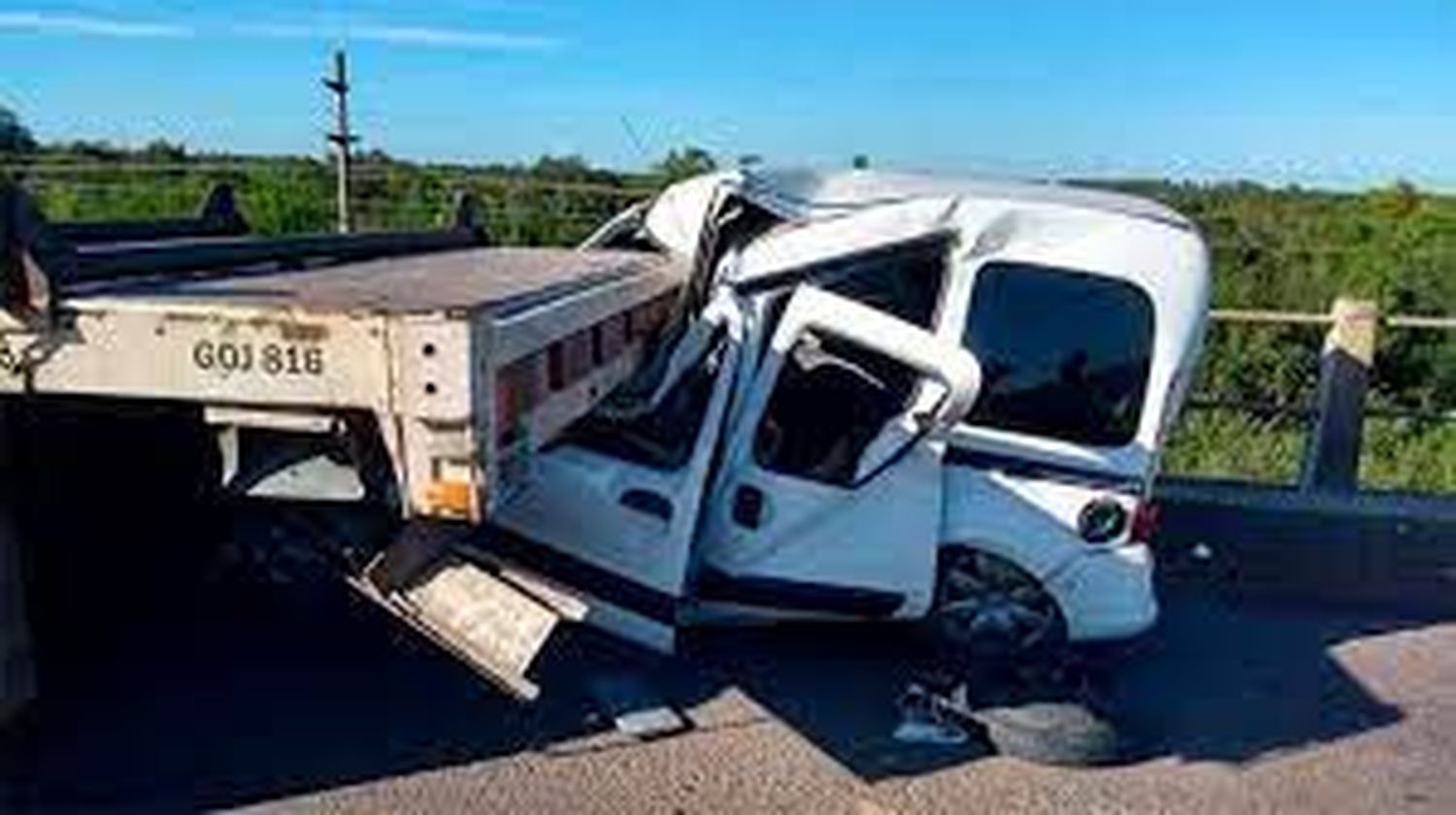 Chocaron dos motos y uno de sus conductores se fracturó el cráneo