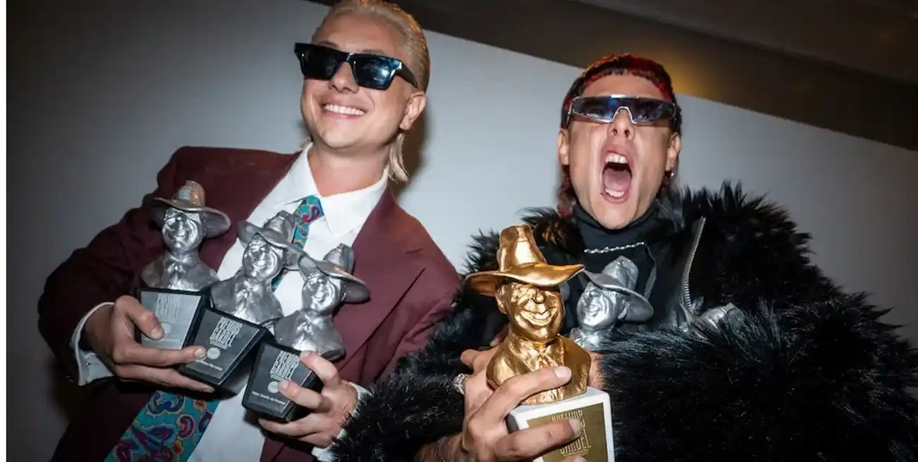 Ca7riel & Paco Amoroso se coronaron con el Gardel de Oro. Crédito: Prensa Premios Gardel.