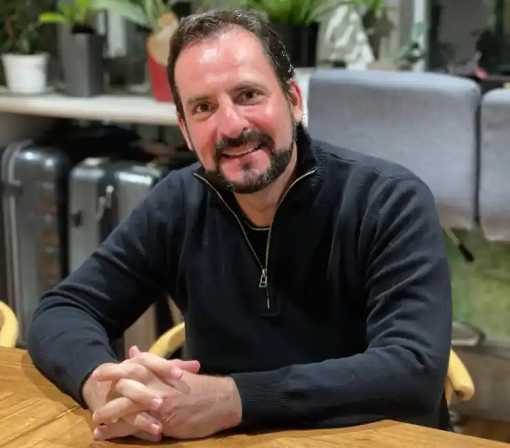 Escobar: Sujarchuk extiende su licencia post Covid-19 por recomendación médica