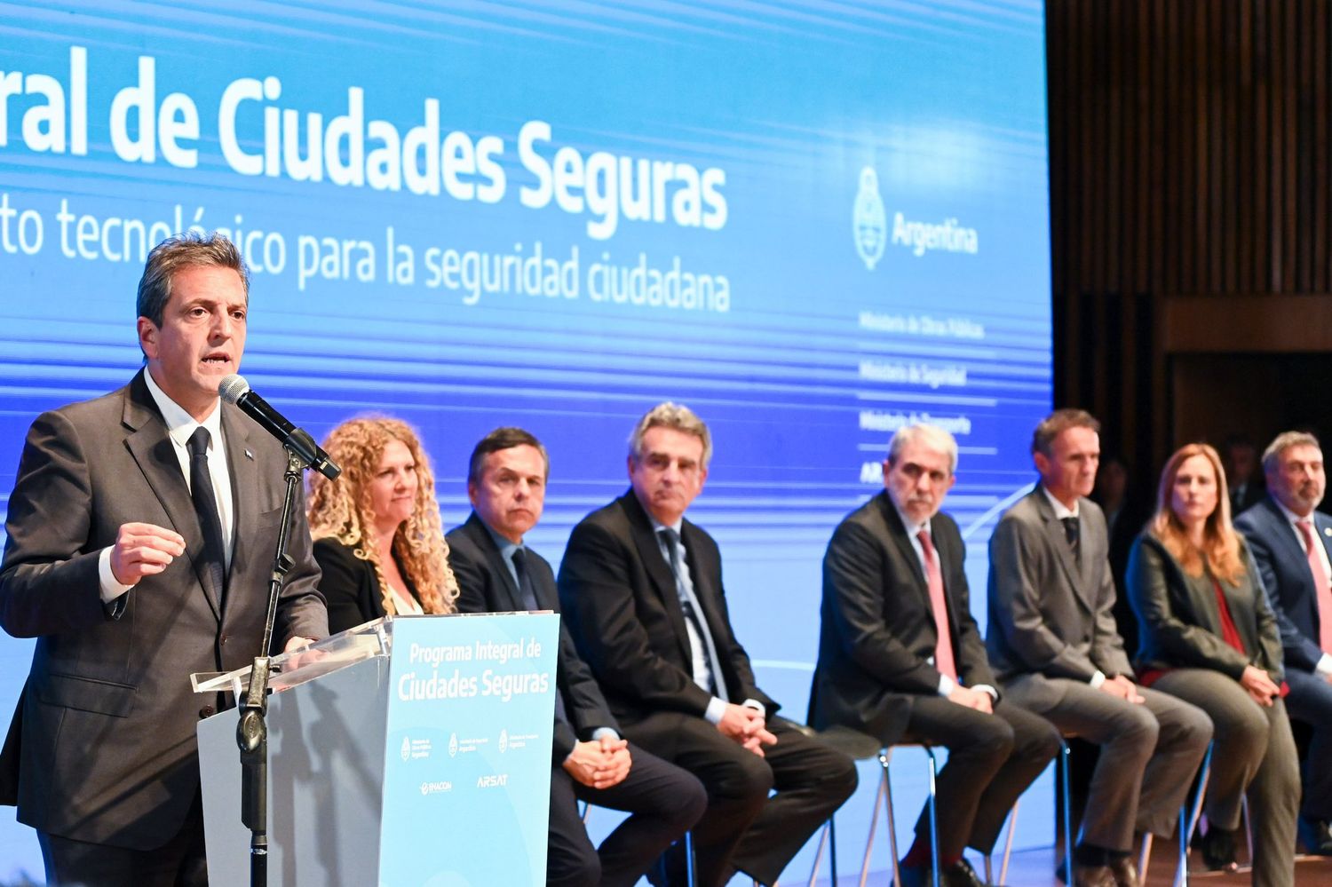 Massa busca diferenciarse de Alberto Fernández y hablar de los problemas de las mayorías.
