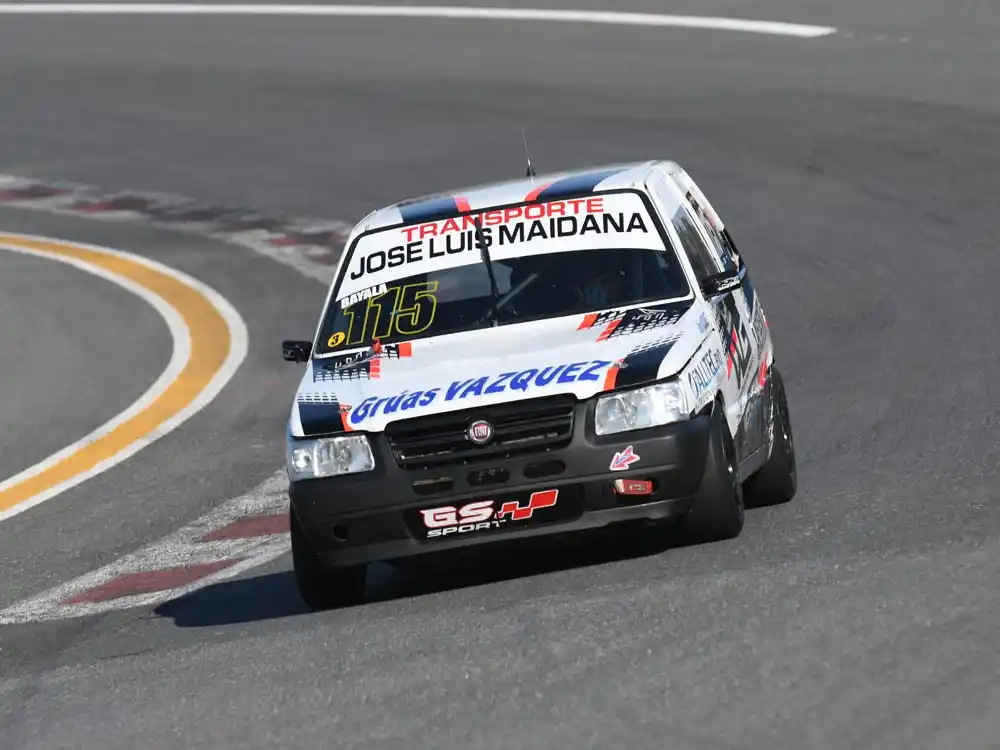 Lucas Bayala quedó tercero en la primera clasificación de Clase 1.
