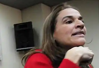 Condenan a Cecilia Pando por dañar pañuelos de las Madres 