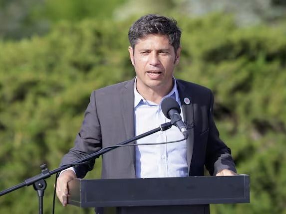 Kicillof: "Los discursos de odio, complicidad y olvido no tienen lugar en el pueblo bonaerense"