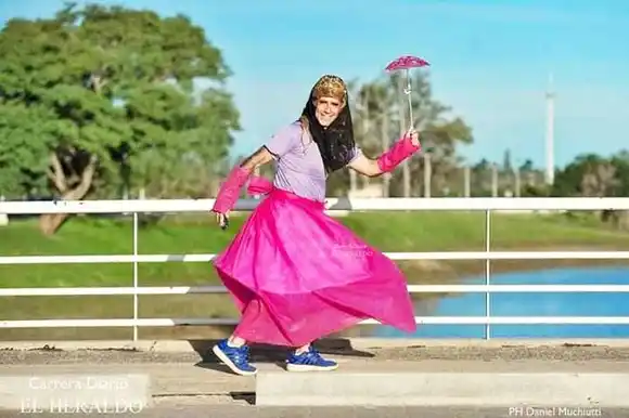 El fallecimiento de Juan Pérez, �Sel atleta de los mil disfraces⬝