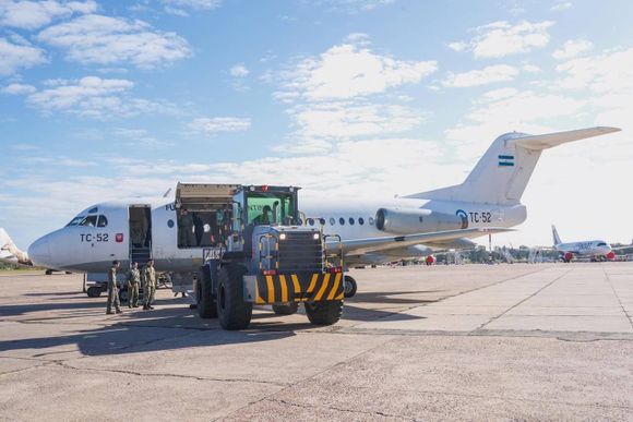 Coronavirus: nueva operación del Fokker F-28 TC-52 de la Fuerza Aérea Argentina