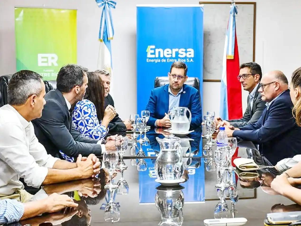 Enersa y Turismo promueven la movilidad sustentable con la instalación de cargadores eléctricos en hoteles y termas