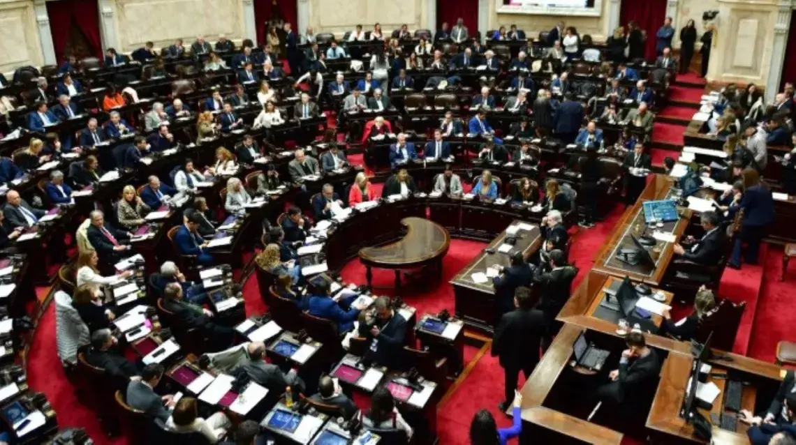 Bloques aliados y el oficialismo consiguieron reunir los 129 legisladores necesarios para dar inicio a la sesión en la Cámara de Diputados de la Nación.