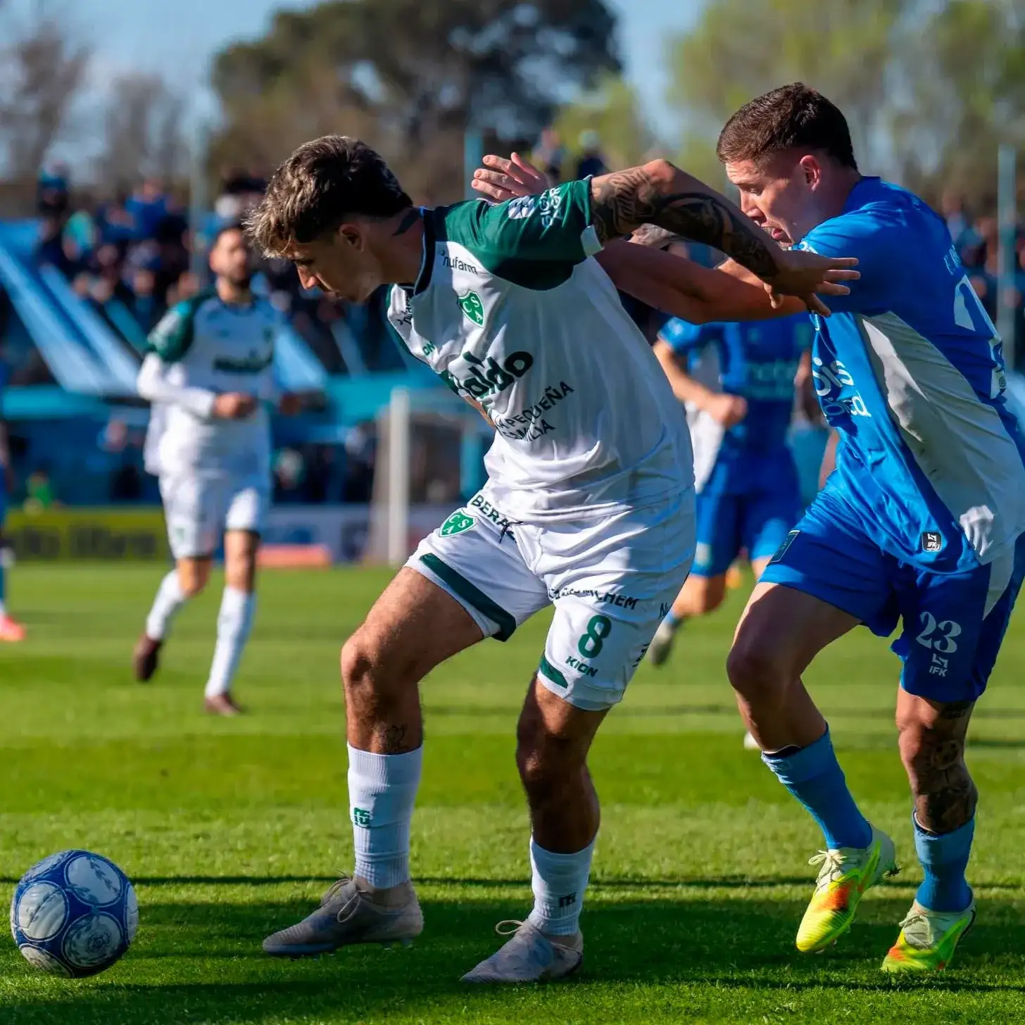 Sarmiento logró un triunfo clave por la permanencia