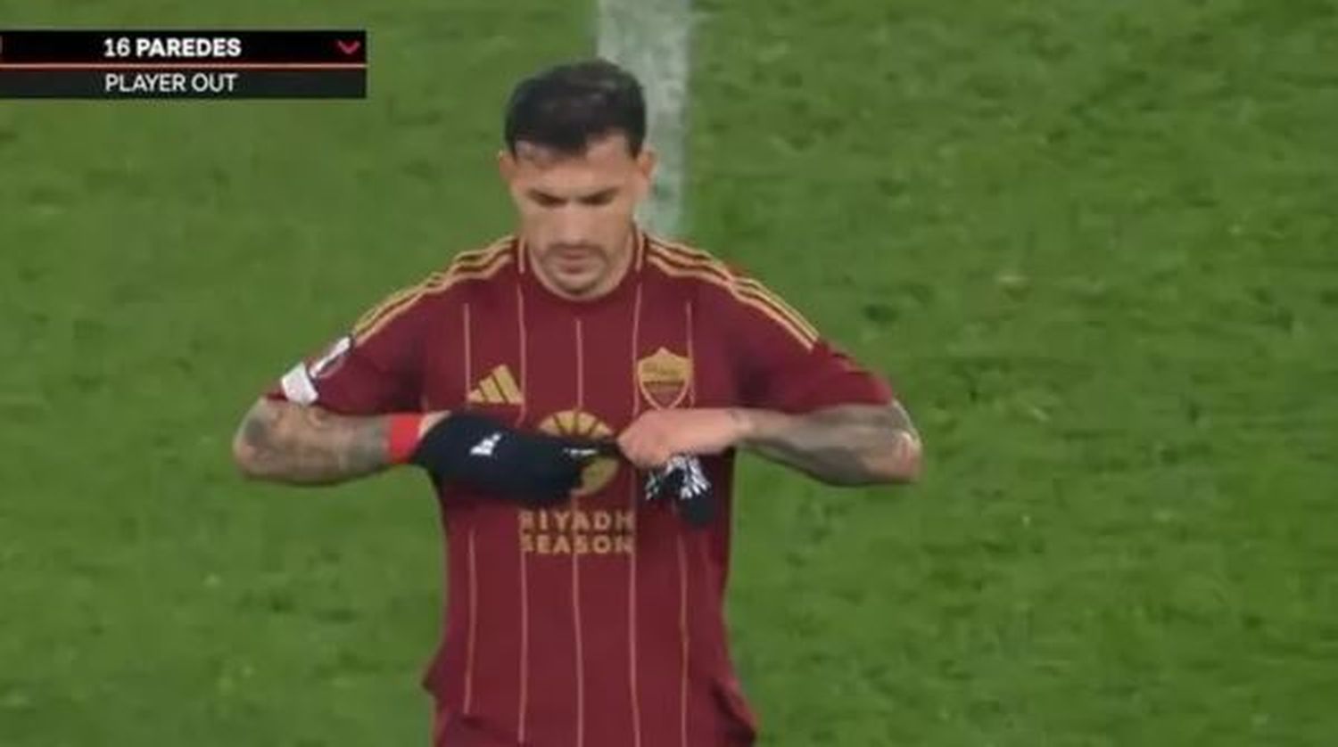 Leandro Paredes salió enojado de la cancha cuando fue reemplazado y… ¿se despidió de la Roma?