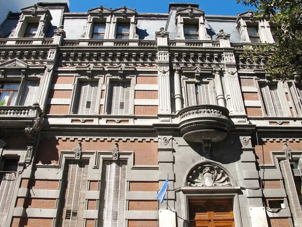 El gobierno nacional anunció fuertes recortes en la Secretaría de Cultura