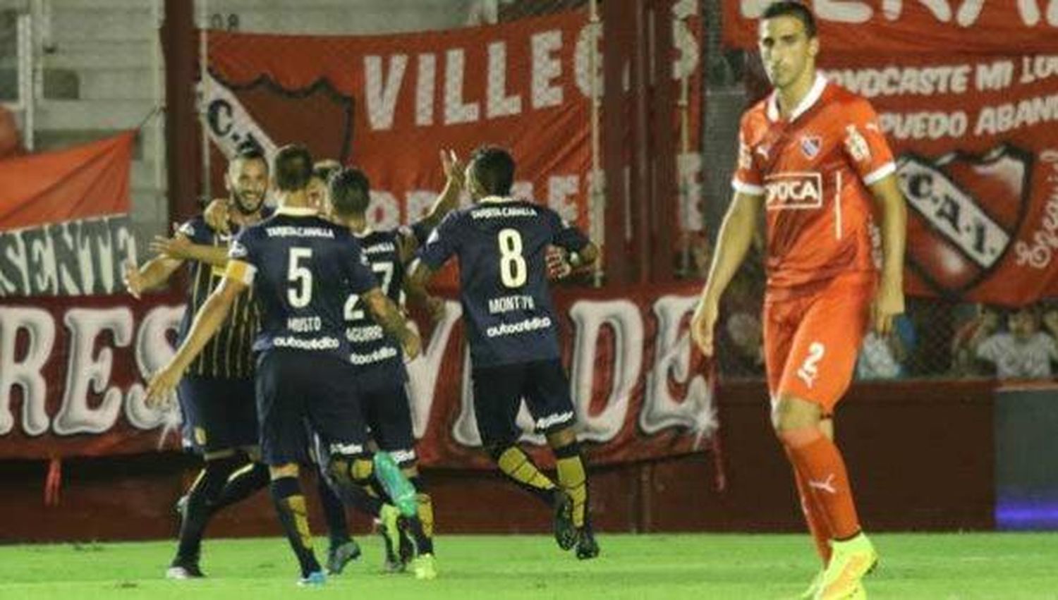 Central derrotó a Independiente y se mantiene líder en su zona