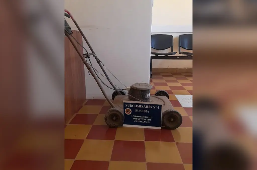 Atraparon a un hombre de 71 años por el robo una máquina de cortar césped