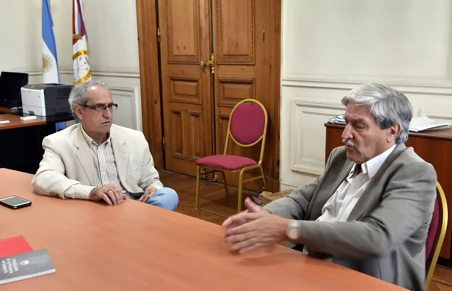 Reforma constitucional: Investigadores del Conicet se suman al diálogo