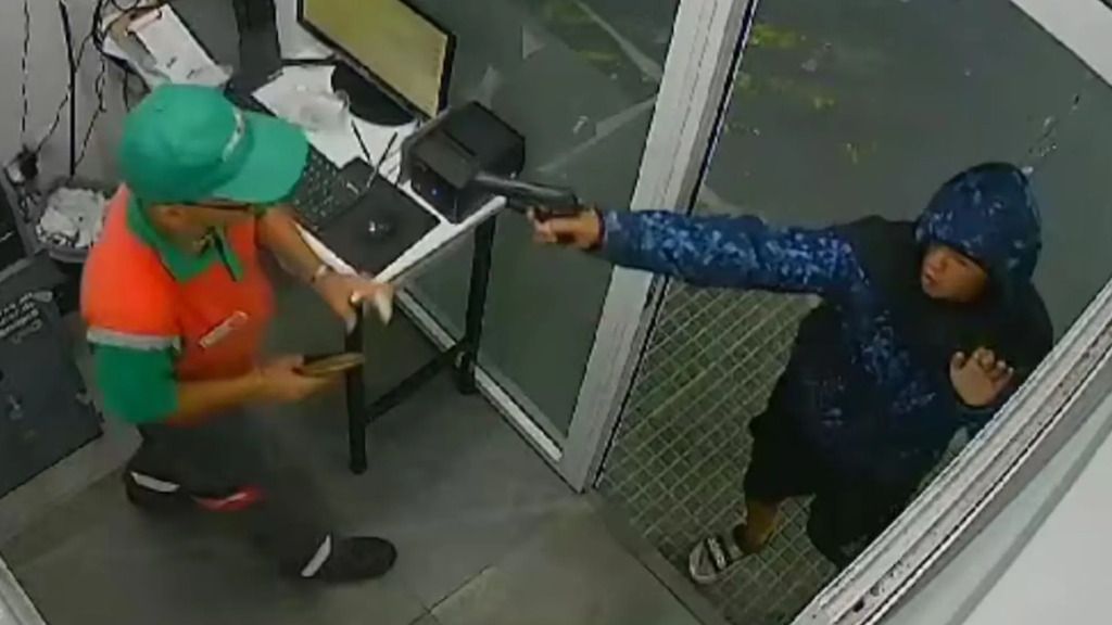 ejandro Victoriano C, quien era buscado por el crimen cometido en una estación de servicios ubicada en la zona oeste de Rosario.