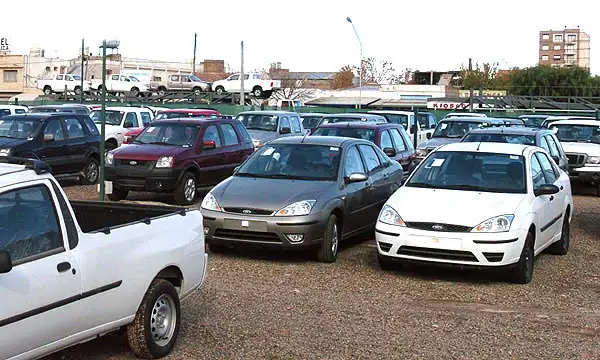 Se desplomo la venta de autos usados: En agosto cayó un 20,7%