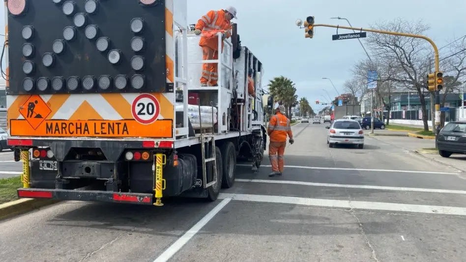 Avanza la señalización y demarcación vial de las principales avenidas