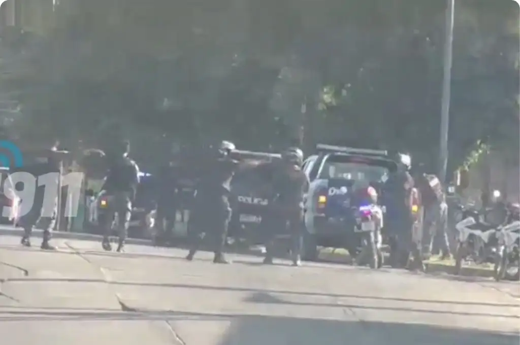 Atacaron a policía durante un operativo