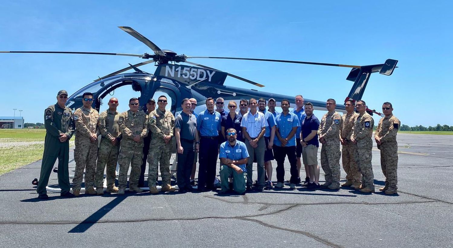 Estados Unidos dona doce helicópteros MD530F a la Fuerza Aérea Salvadoreña