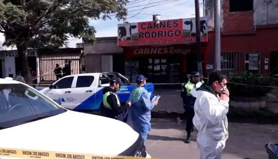 Mató de 157 puñaladas a un jubilado para robarle un televisor y el aguinaldo
