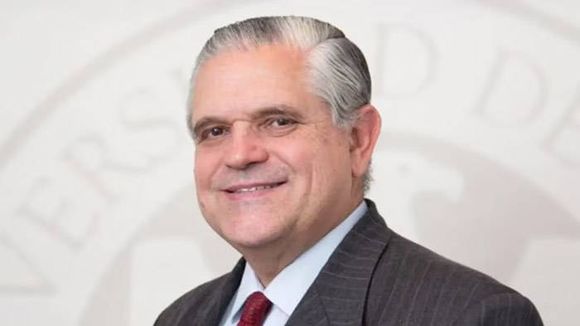 �SEl modelo económico es postergar  todo lo posible y pasarle al otro gobierno⬝