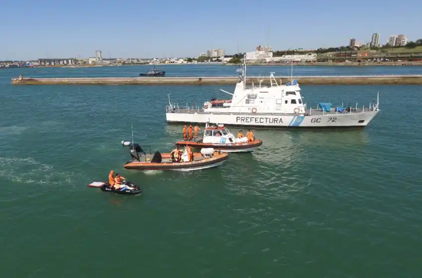Extreman la búsqueda de un marino marplatense en altamar