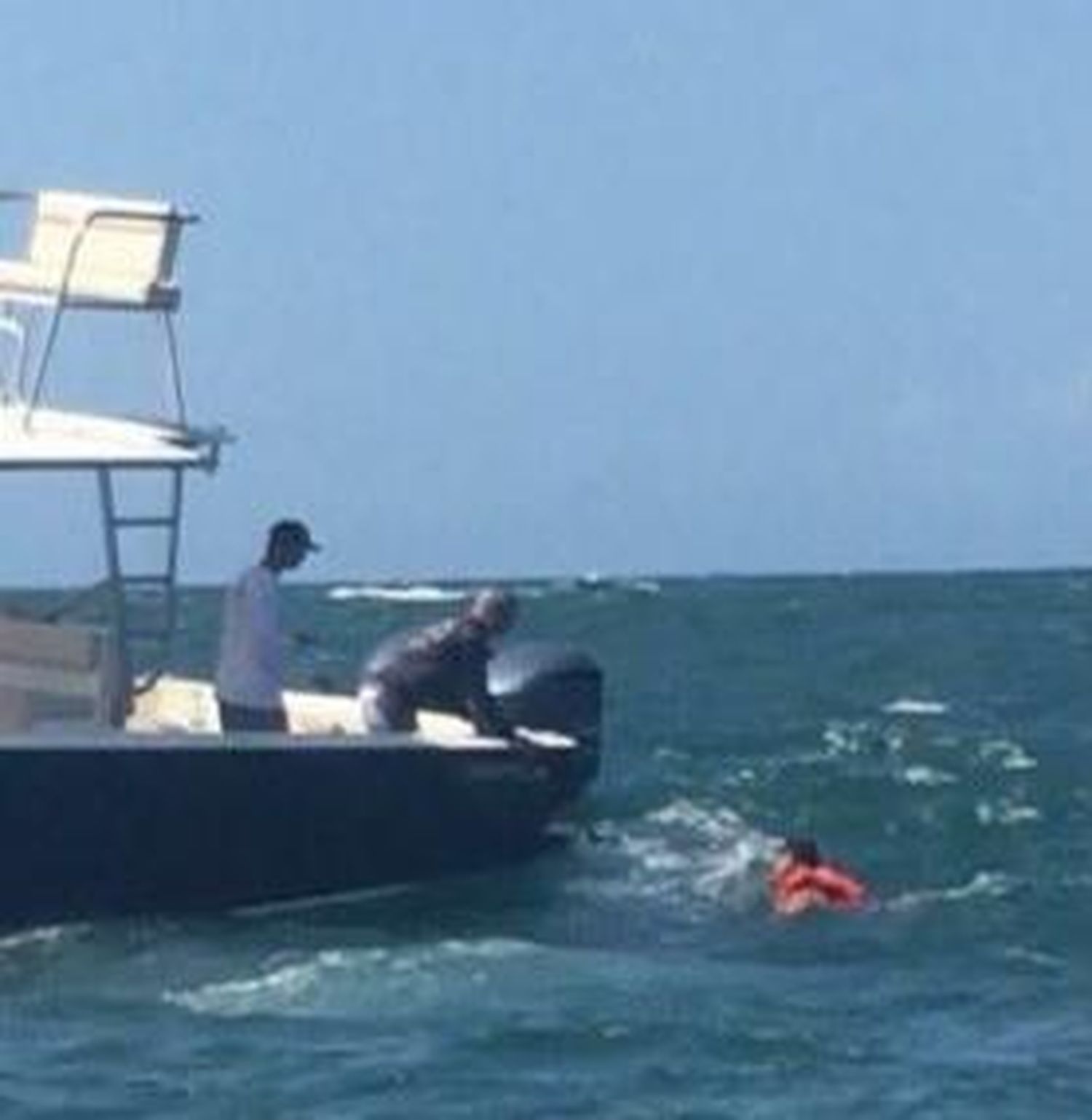 Al menos 13 muertos y 7 rescatados en naufragio entre Venezuela y Trinidad y Tobago