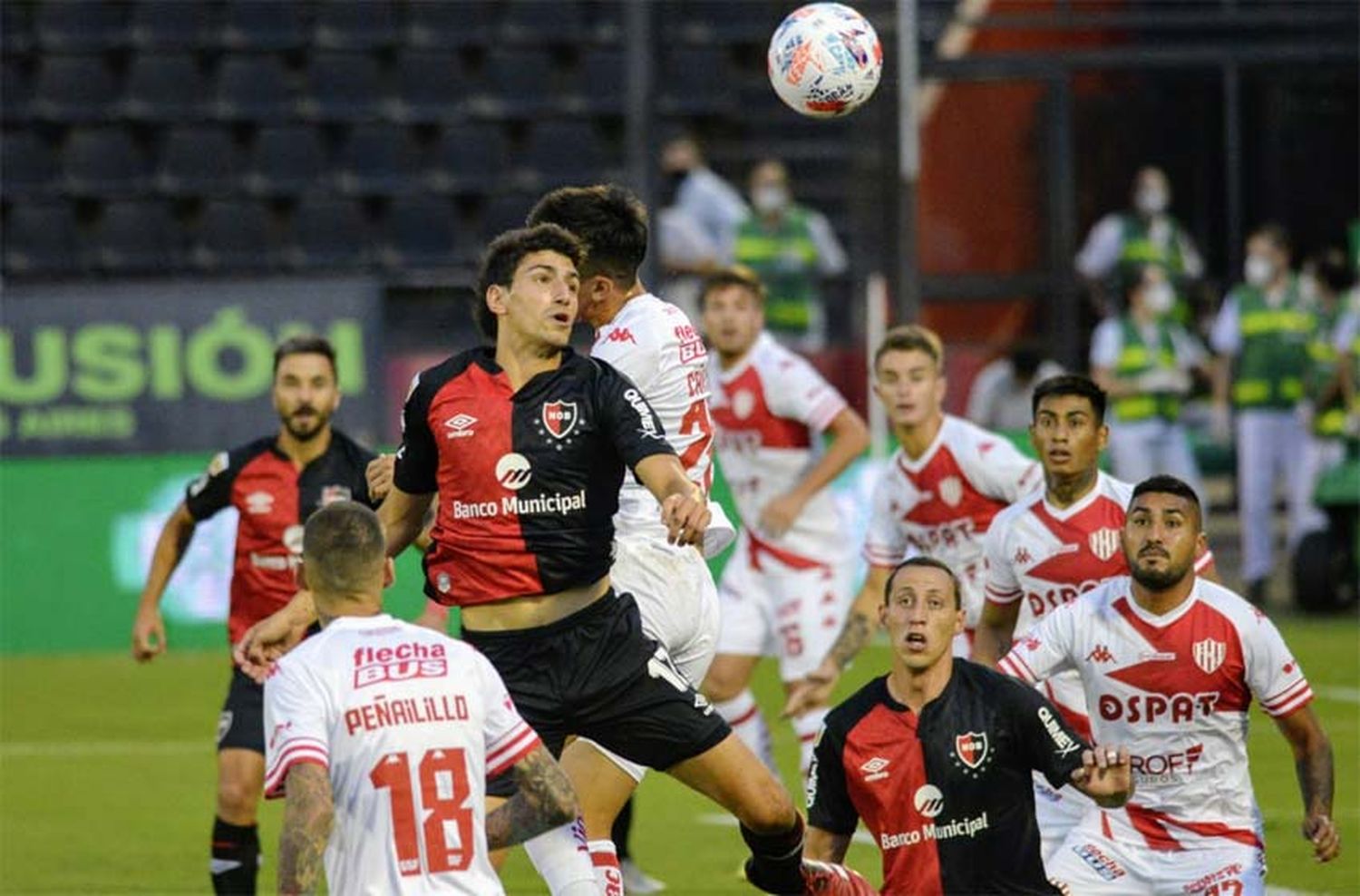 En el debut del Mono Burgos como DT, Newells no pudo con Unión y extendió la racha negativa