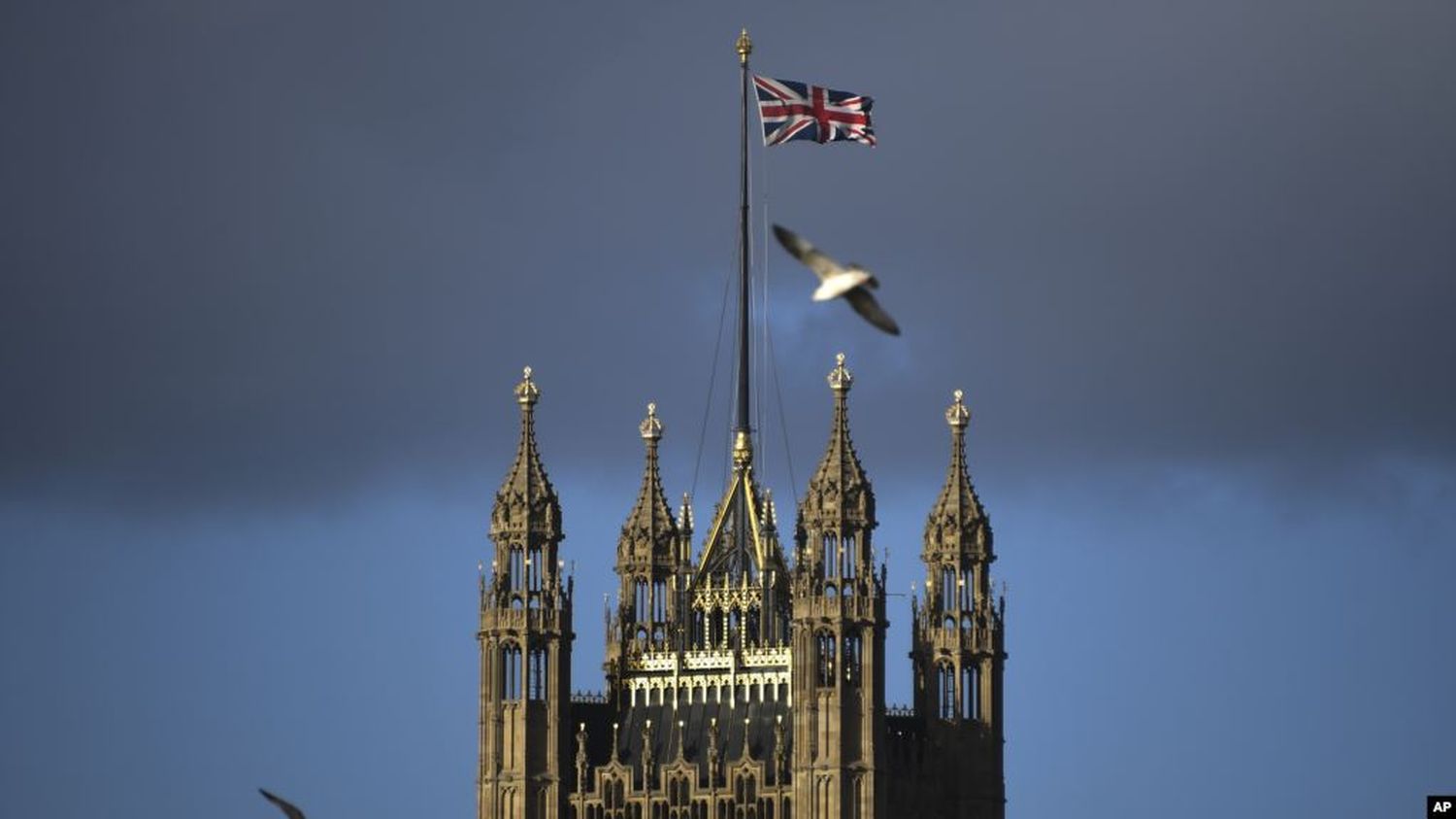 Tras Brexit se habla de unión de UE y próximas negociaciones