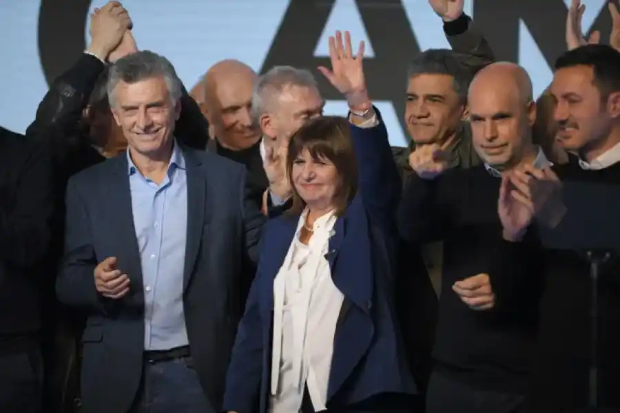 Bullrich habló de "un cambio que deje atrás la corrupción y abra paso a la austeridad"