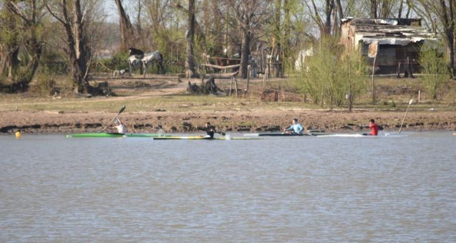 Habilitaron deportes individuales en San Pedro: Cómo fue la vuelta de los palistas de Náutico y Las Canaletas