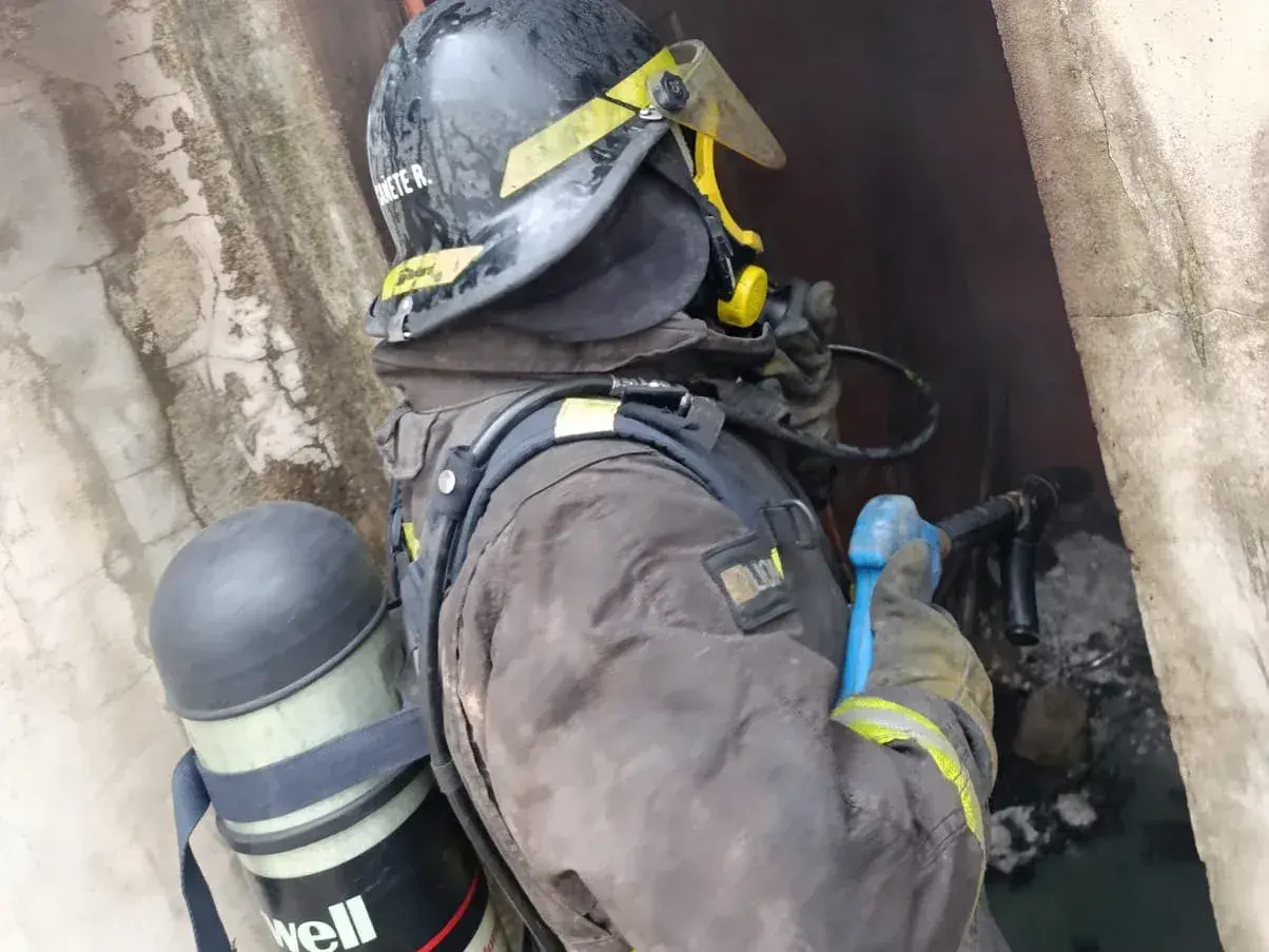 Se prendió fuego una vivienda: intervinieron los bomberos