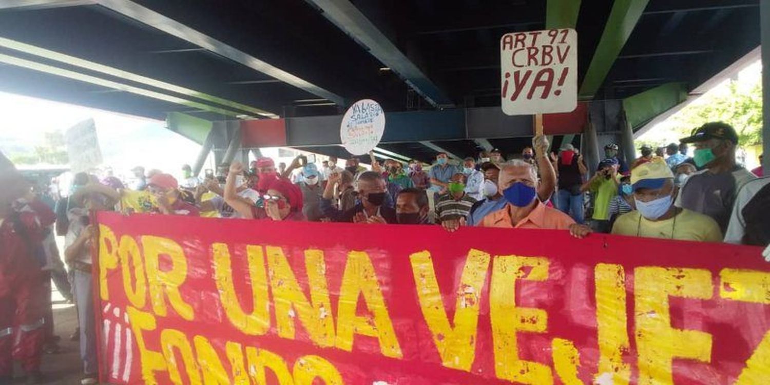 Petroleros exigen bono de USD150 y Maduro, el obrero se hace el sordo