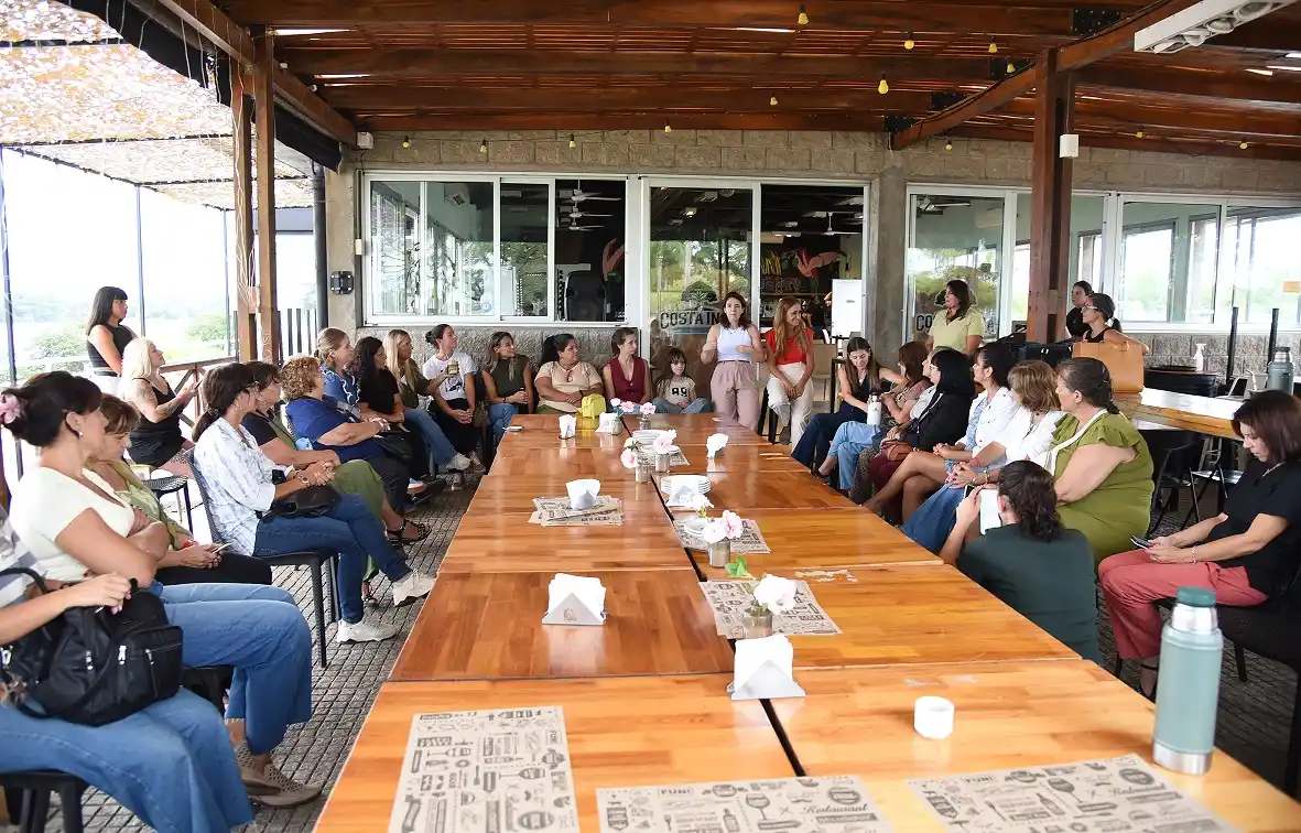 Realizaron en Concepción del Uruguay una mateada de mujeres peronistas en el marco del Día de la Mujer Trabajadora