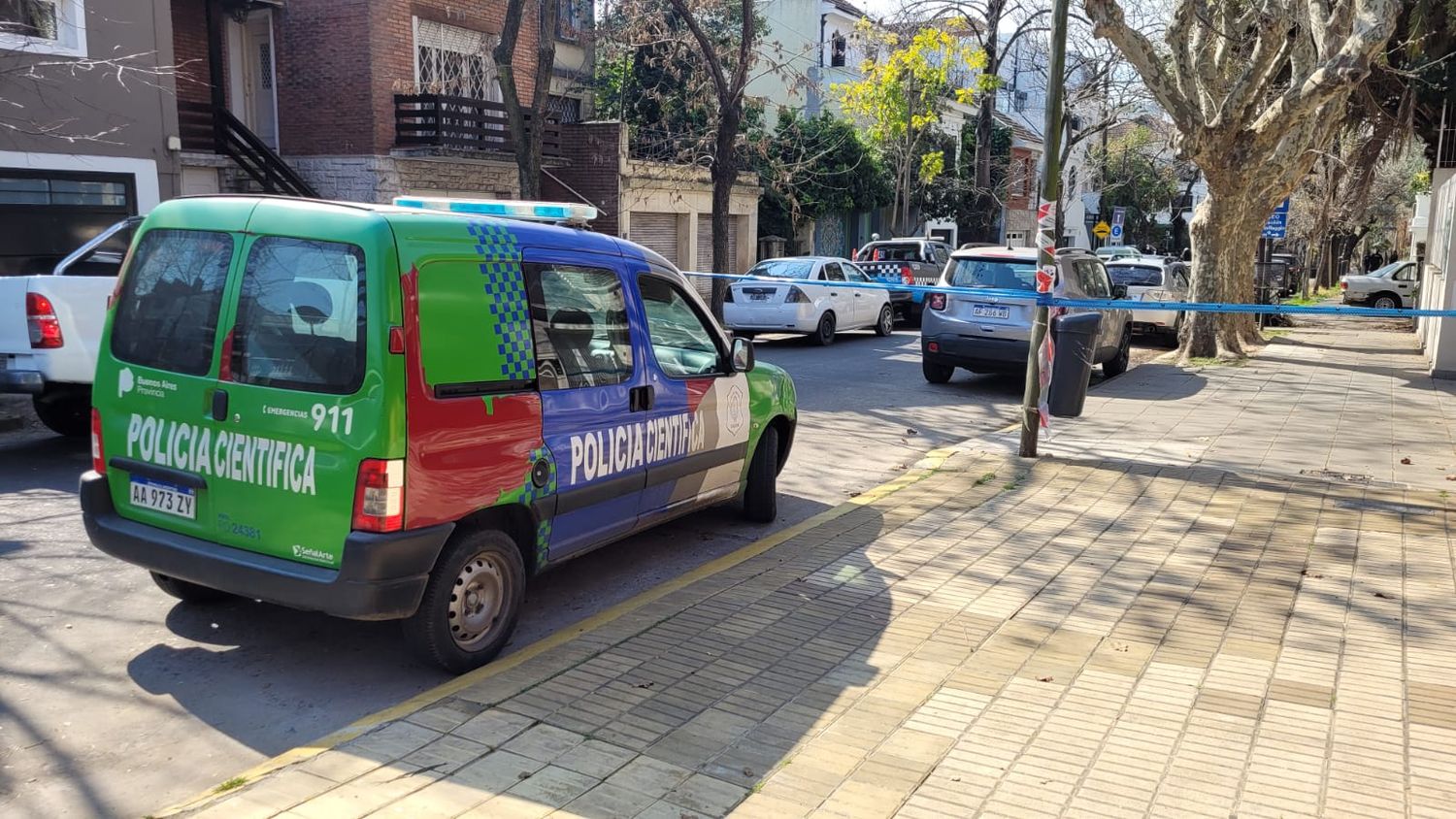 Misterio en Vicente López: Hallaron un matrimonio muerto dentro de un auto