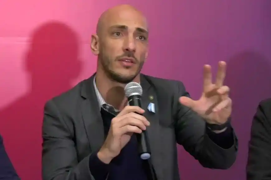 Agilizan la consulta policial en calle sobre personas y vehículos